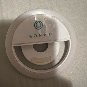 FREE WITH PURCHASE OVER 20 Monat Modern Nature Phone Clip On Ringlight